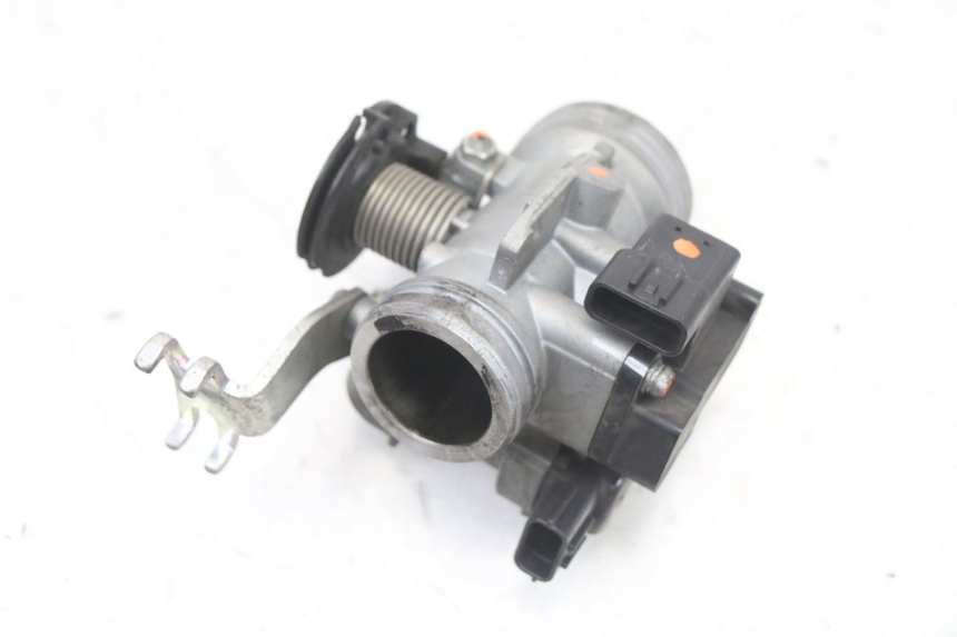 photo de INYECCION SUZUKI BURGMAN 125 (2018 - 2021) - Otra perspectiva