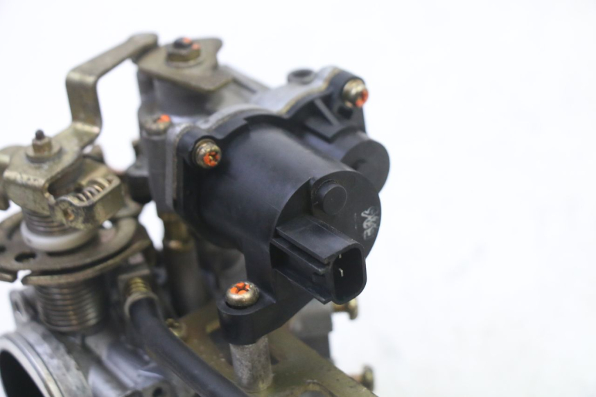 photo de INYECCION SUZUKI SV S 650 (2003 - 2009) - Detalles de los puntos de fijación