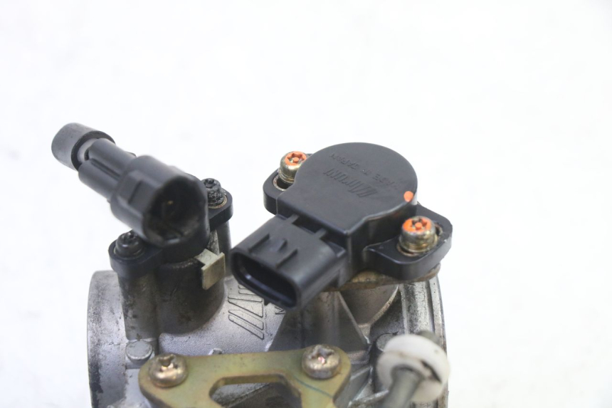 photo de INYECCION SUZUKI SV S 650 (2003 - 2009) - Estado de la superficie y material