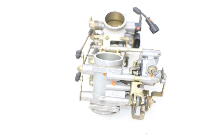 photo de INYECCION SUZUKI SV S 650 (2003 - 2009) - Otra vista del artículo