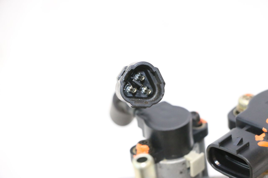 photo de INYECCION SUZUKI SV S 650 (2003 - 2009) - Primer plano técnico