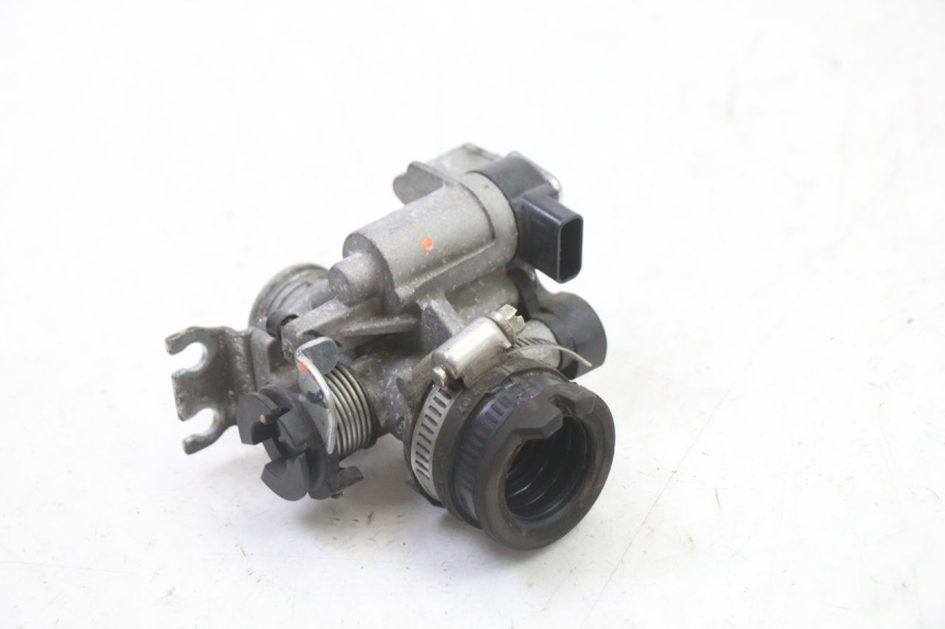 photo de INYECCIÓN APRILIA SXR 50 (2021 - 2023) - Otra perspectiva