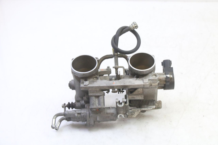 photo de INYECCIÓN YAMAHA TDM ABS 900 (2002 - 2014) - Detalle de la pieza