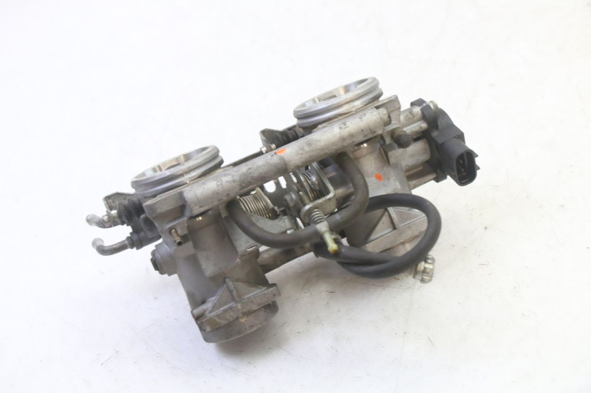 photo de INYECCIÓN YAMAHA TDM ABS 900 (2002 - 2014) - Otra perspectiva