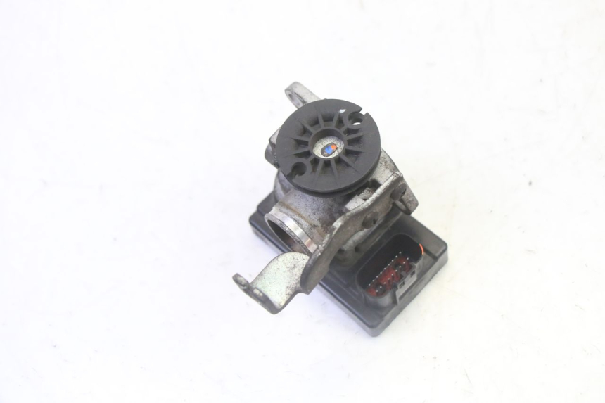 photo de INYECCION PEUGEOT TWEET PRO CARGO 50 (2018 - 2022) - Primer plano técnico