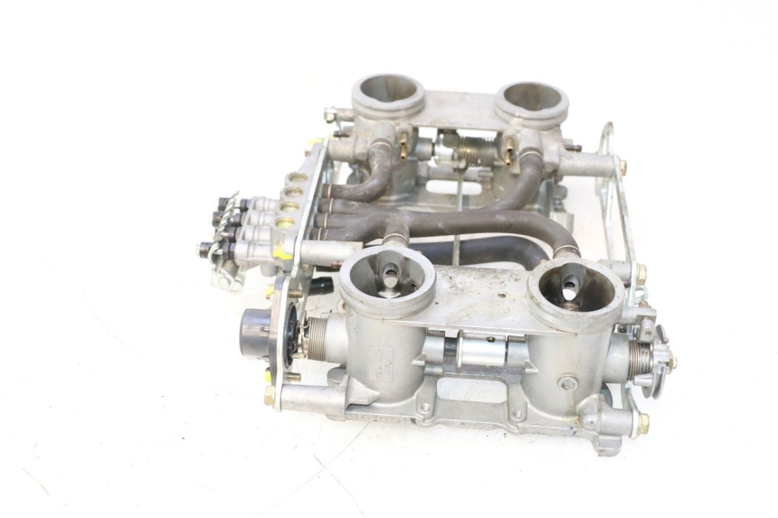 photo de INYECCIÓN HONDA VFR FI RC46 800 (1998 - 2001) - Otra vista del artículo