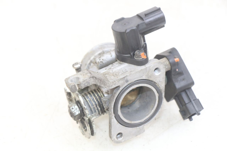 photo de INYECCIÓN DAELIM VJ ROADWIN FI 125 (2008 - 2017) - Otra perspectiva