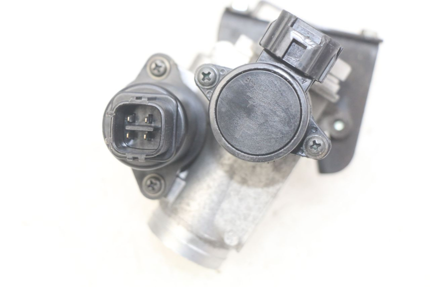 photo de INYECCIÓN YAMAHA X-CITY XCITY 125 (2007 - 2013) - Detalles de los puntos de fijación