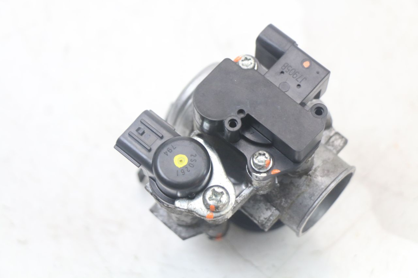 photo de INYECCIÓN YAMAHA XMAX X-MAX ABS 125 (2017 - 2020) - Recambio usado revisado