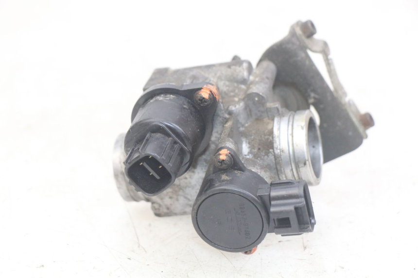 photo de INYECCIÓN YAMAHA XMAX X-MAX 125 (2006 - 2009) - Detalles de los puntos de fijación