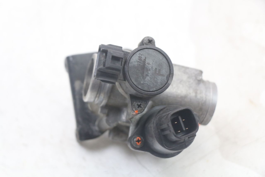 photo de INYECCIÓN YAMAHA XMAX X-MAX 125 (2006 - 2009) - Estado de la superficie y material