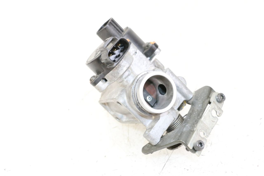 photo de INYECCIÓN YAMAHA XMAX X-MAX 125 (2006 - 2009) - Detalle de la pieza