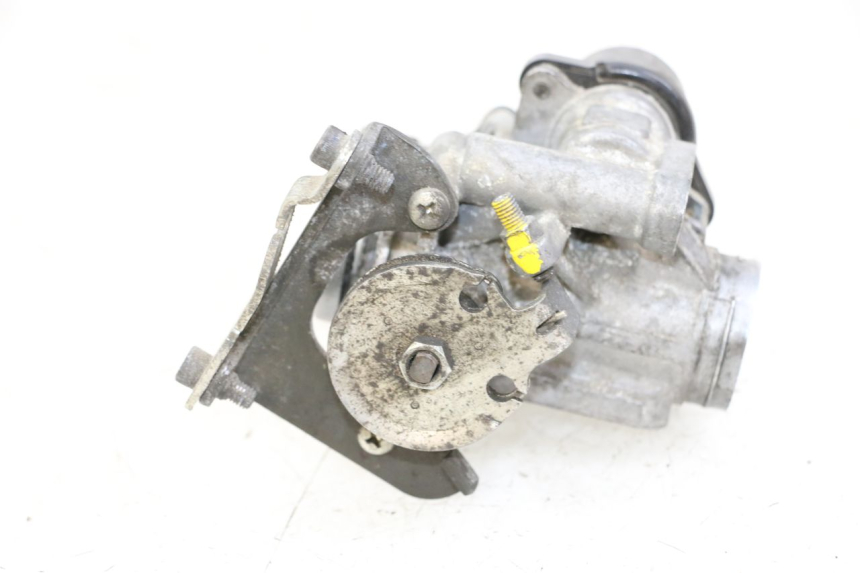 photo de INYECCIÓN YAMAHA XMAX X-MAX 125 (2006 - 2009) - Detalles de los puntos de fijación