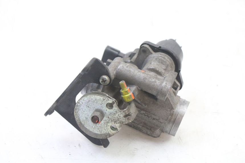 photo de INYECCIÓN YAMAHA X-MAX XMAX 125 (2010 - 2013) - Primer plano técnico