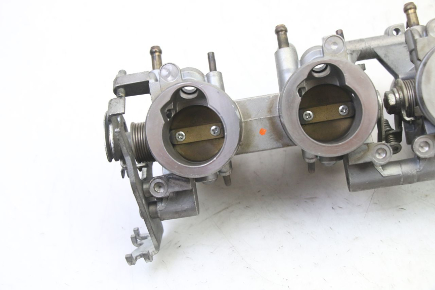 photo de INYECCION YAMAHA XJ6 ABS 600 (2008 - 2016) - Detalle de la pieza