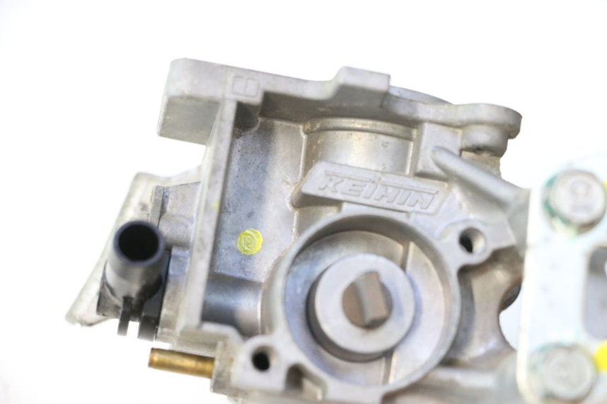 photo de INYECCION HONDA XLV VARADERO 125 (2007 - 2012) - Primer plano técnico