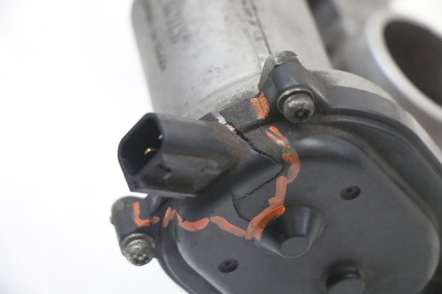 photo de INYECCION YAMAHA YP T-MAX TMAX 530 (2017 - 2020) - Detalles de los puntos de fijación