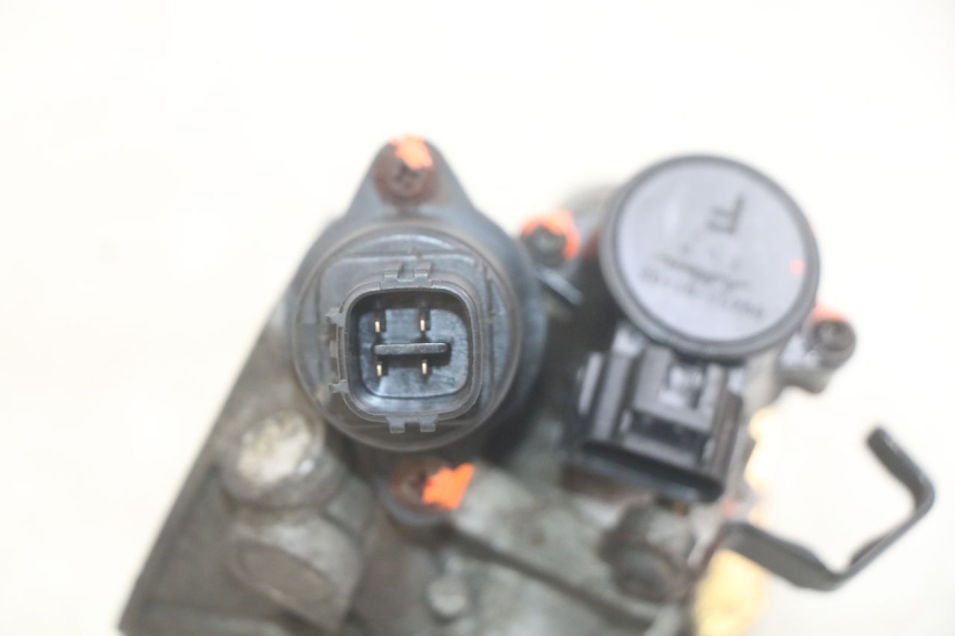 photo de INYECCIÓN YAMAHA YP MAJESTY 400 (2004 - 2008) - Otra vista del artículo