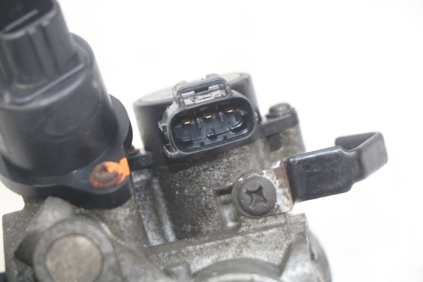 photo de INYECCIÓN YAMAHA YP MAJESTY 400 (2004 - 2008) - Marcados y referencias originales