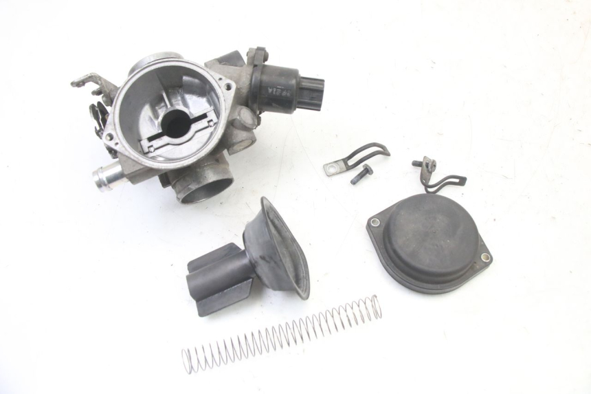 photo de INYECCION YAMAHA YP X-MAX XMAX 400 (2014 - 2017) - Primer plano técnico