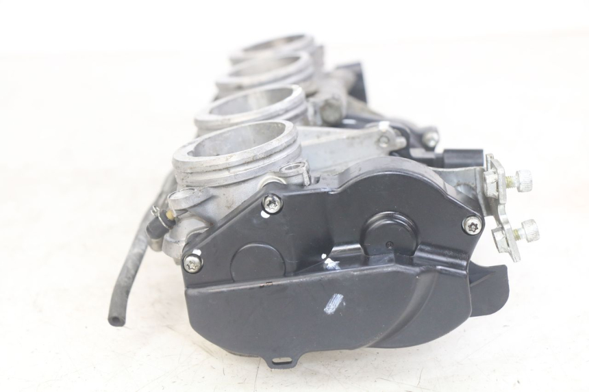 photo de INYECCIÓN YAMAHA YZF R1 1000 (2007 - 2008) - Inspección visual detallada