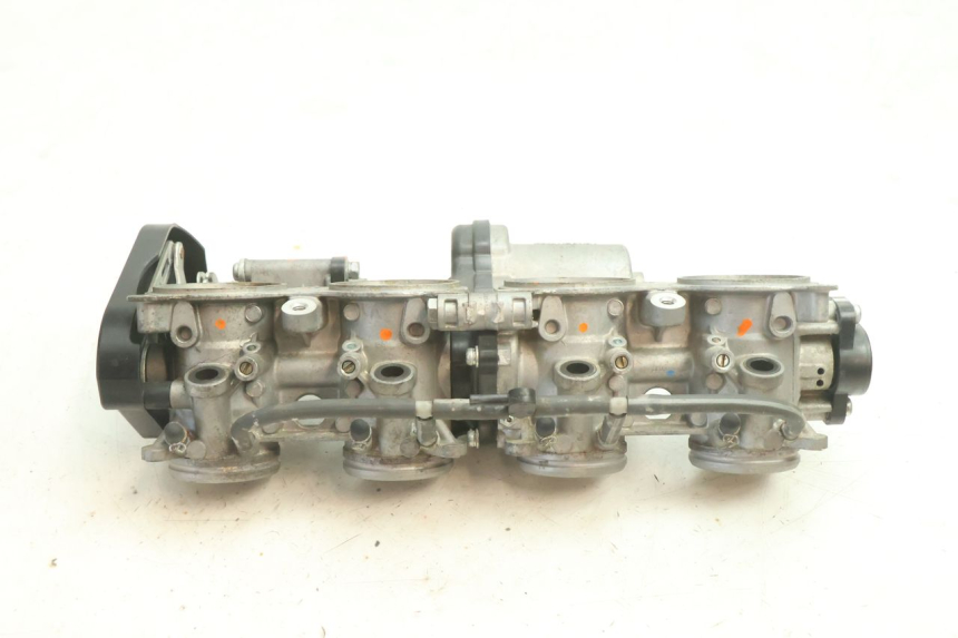 photo de INYECCION YAMAHA YZF R6 600 (2008 - 2009) - Detalles de los puntos de fijación