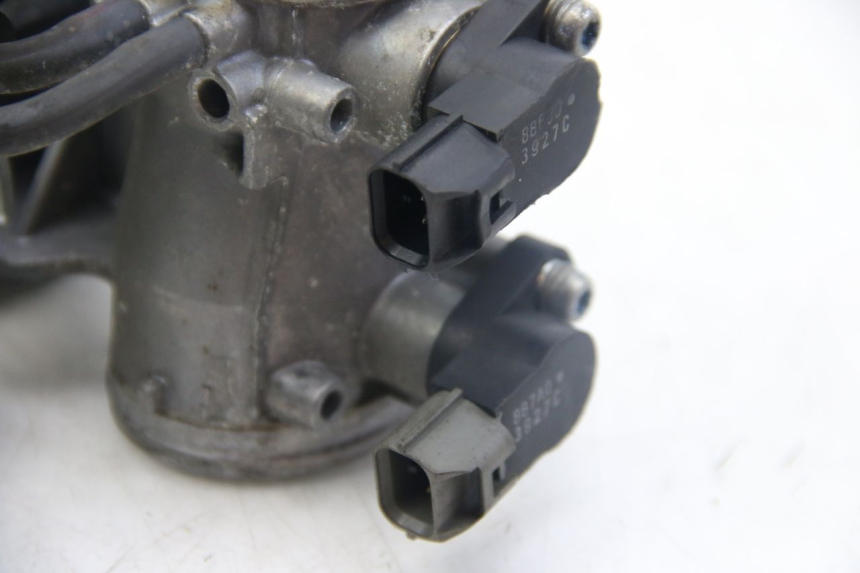 photo de INYECCIÓN KAWASAKI Z ABS 1000 (2014 - 2020) - Estado de la superficie y material