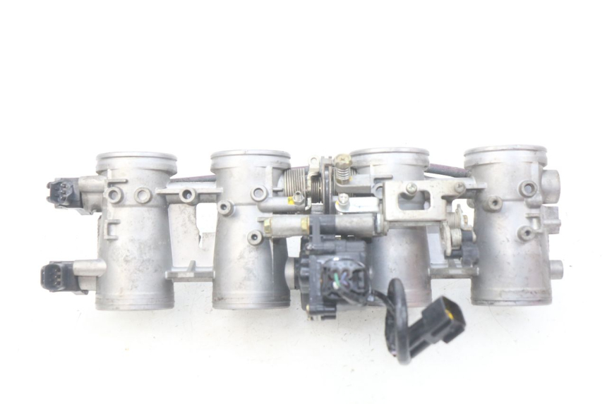 photo de INYECCIÓN KAWASAKI Z S 750 (2003 - 2006) - Detalles de los puntos de fijación