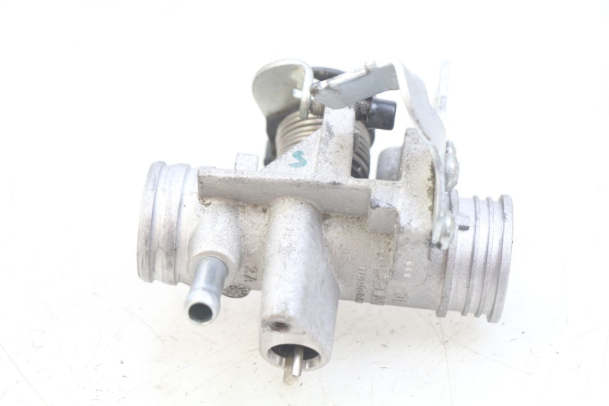 photo de INYECCIÓN PIAGGIO ZIP 4T 50 (2018 - 2020) - Otra perspectiva