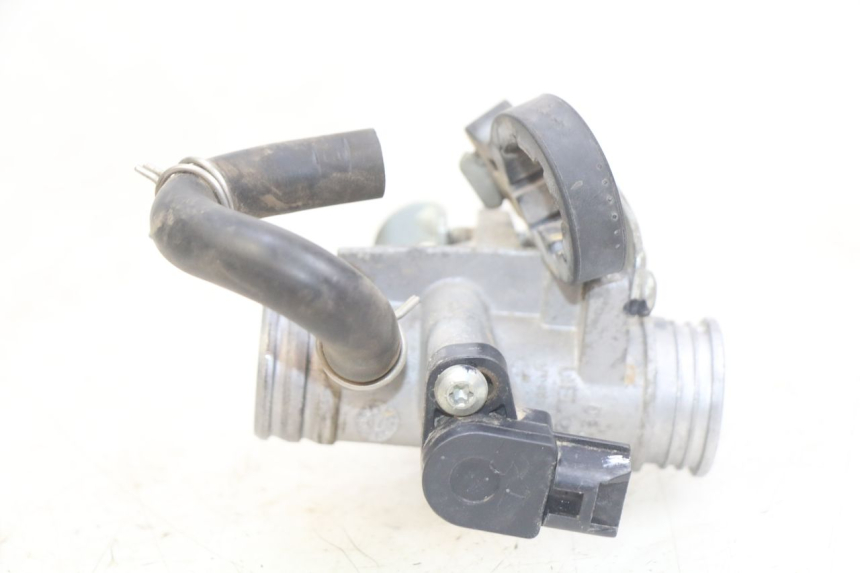 photo de INYECCIÓN PIAGGIO ZIP 4T 50 (2018 - 2020) - Otra perspectiva