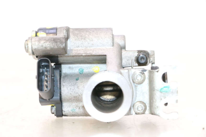 photo de INYECCION PIAGGIO ZIP IGET 4T 50 (2021 - 2023) - Detalles de los puntos de fijación