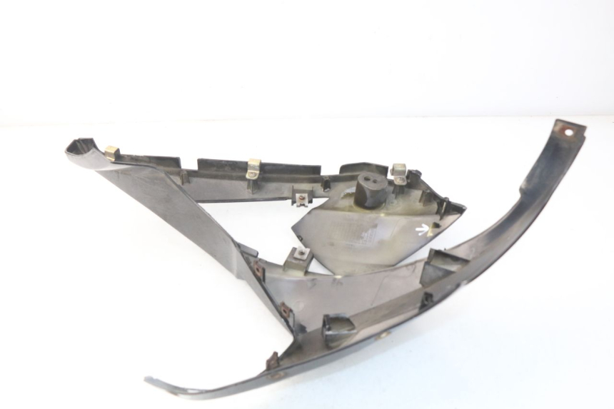 photo de CARENADO FRONTAL INTERIOR DERECHA HYOSUNG COMET GTR 125 (2007 - 2014) - Detalle de la pieza