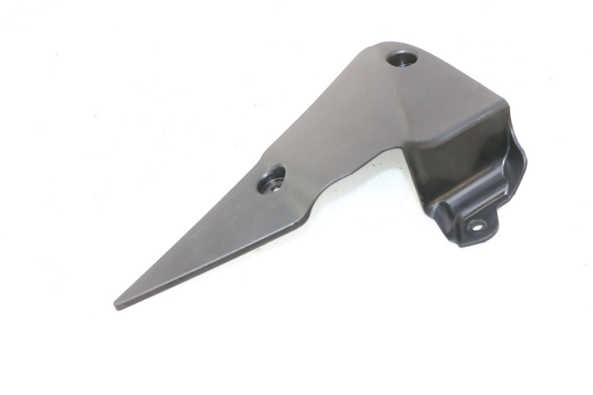 photo de CARENADO FRONTAL INTERIOR DERECHA KAWASAKI ER-6 ER6 N 650 (2005 - 2009) - Primer plano técnico