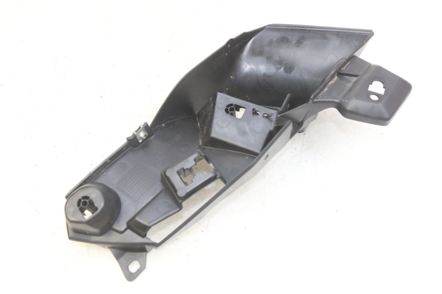 photo de INTERIOR DE LA CABEZA DE HORQUILLA DERECHA YAMAHA MT ABS 125 (2014 - 2018) - Vista principal