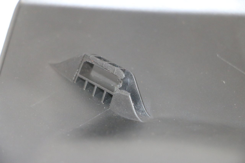 photo de CARENADO FRONTAL INTERIOR DERECHA HONDA NTV DEAUVILLE ABS 700 (2007 - 2016) - Zoom estado de uso