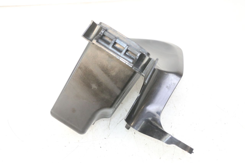 photo de CARENADO FRONTAL INTERIOR DERECHA HONDA NTV DEAUVILLE ABS 700 (2007 - 2016) - Estado de la superficie y material