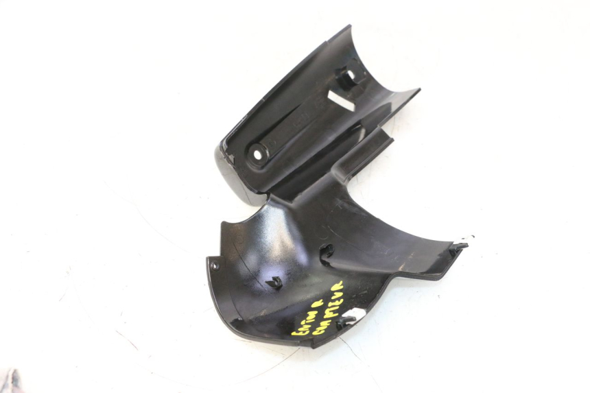 photo de CARENADO FRONTAL INTERIOR DERECHA HARLEY DAVIDSON ROAD GLIDE FLTRXSE 1920 (2018 - 2022) - Zoom estado de uso