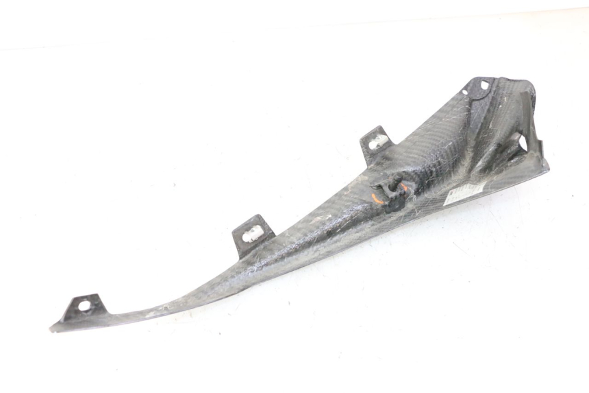 photo de CARENADO FRONTAL INTERIOR DERECHA BMW S RR ABS S1000RR 1000 (2015 - 2018) - Detalles de los puntos de fijación