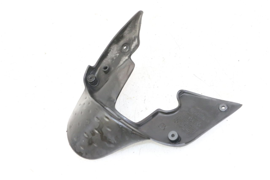 photo de CARENADO FRONTAL INTERIOR DERECHA APRILIA SCARABEO GT TOURING 125 (1999 - 2005) - Otra perspectiva