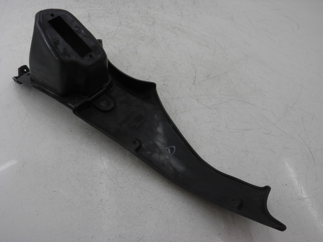 photo de CARENADO FRONTAL INTERIOR DERECHA TRIUMPH TROPHY 1200 (1996 - 2003) - Zoom estado de uso