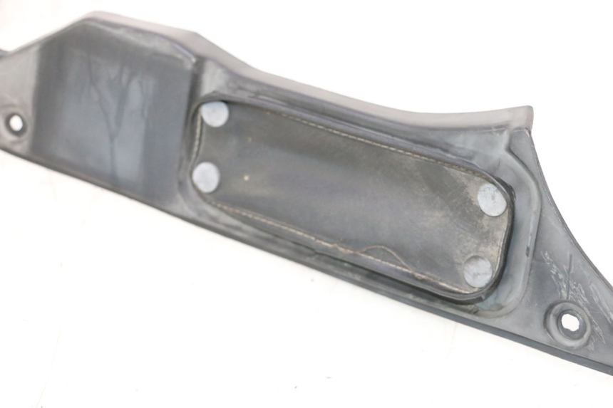 photo de CARENADO FRONTAL INTERIOR IZQUIERDA KAWASAKI GPX F ZX750F 750 (1986 - 1990) - Zoom estado de uso