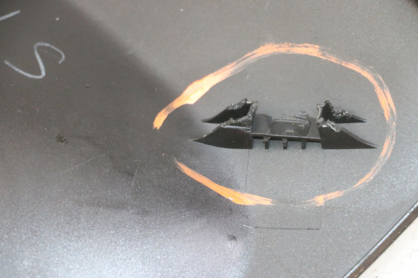 photo de CARENADO FRONTAL INTERIOR IZQUIERDA HONDA NTV DEAUVILLE ABS 700 (2007 - 2016) - Detalle de la pieza