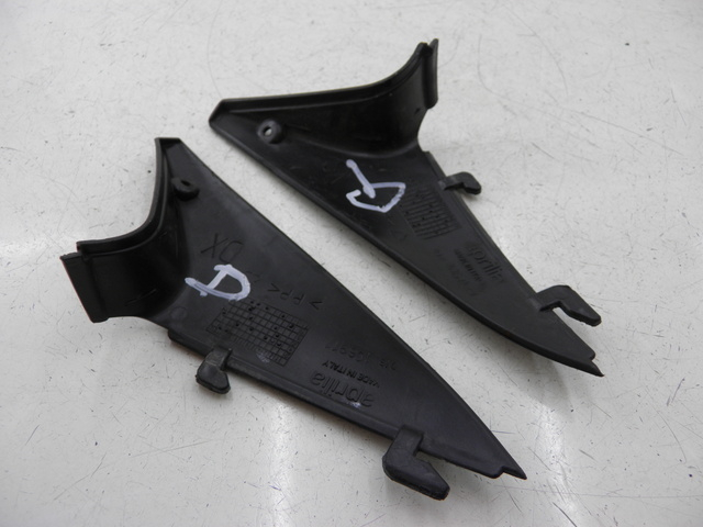 photo de CARENADO FRONTAL INTERIOR APRILIA ATLANTIC 125 (2003 - 2009) - Detalle de la pieza