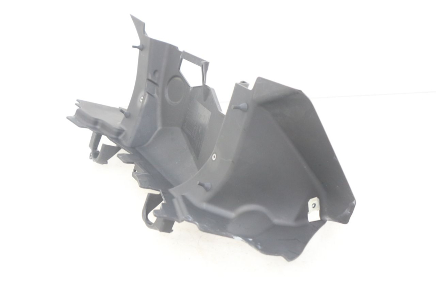 photo de CARENADO FRONTAL INTERIOR BMW F GS K81 850 (2018 - 2023) - Primer plano técnico