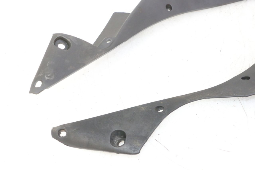 photo de CARENADO FRONTAL INTERIOR STAHO FH 50 (2018 - 2019) - Recambio usado revisado