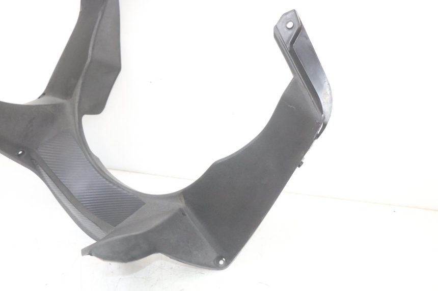 photo de CARENADO FRONTAL INTERIOR SUZUKI GS F 500 (2004 - 2007) - Estado de la superficie y material