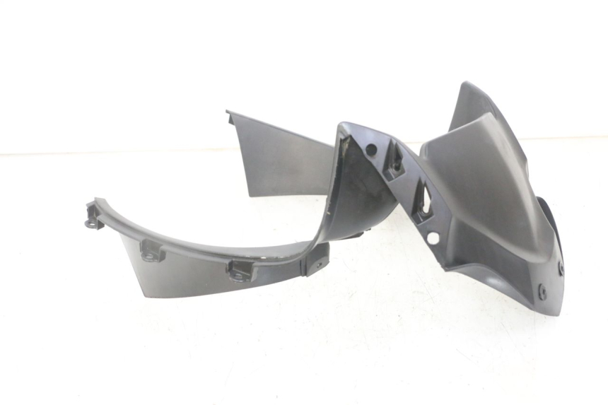 photo de CARENADO FRONTAL INTERIOR HONDA XLV VARADERO 125 (2000 - 2006) - Detalles de los puntos de fijación