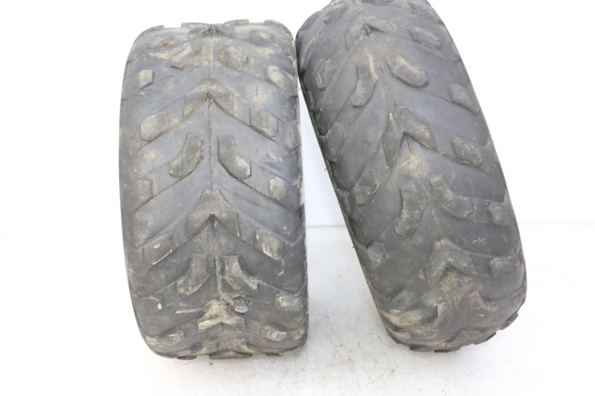 photo de LLANTA TRASERA Y NEUMÁTICO KEROX BAZOOKA 110 - Detalles de los puntos de fijación