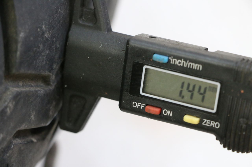 photo de LLANTA TRASERA Y NEUMÁTICO APRILIA CLASSIC 125 (1995 - 2001) - Zoom estado de uso