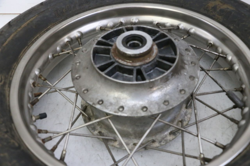 photo de LLANTA TRASERA Y NEUMÁTICO APRILIA CLASSIC 125 (1995 - 2001) - Otra perspectiva